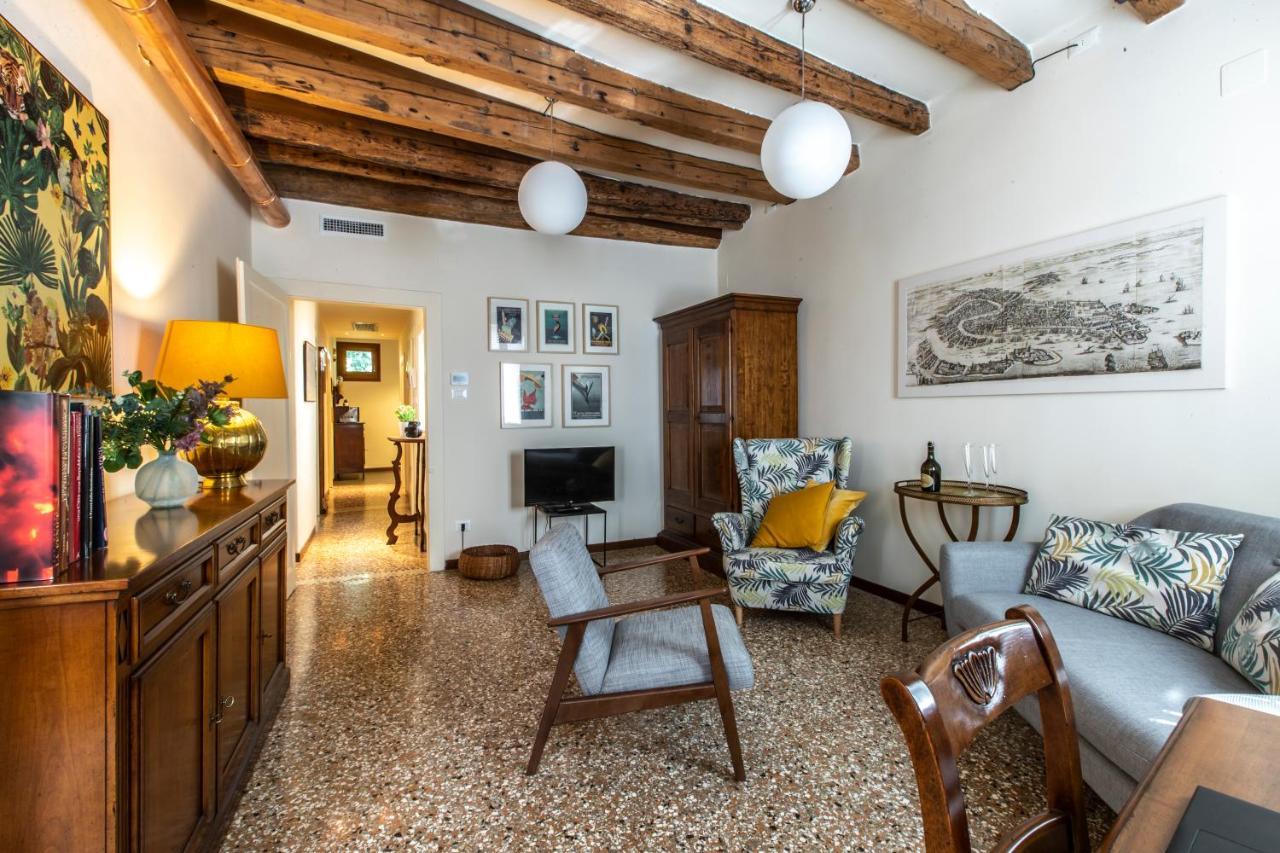 Riva De Biasio Charming Apartment Venice Exterior photo
